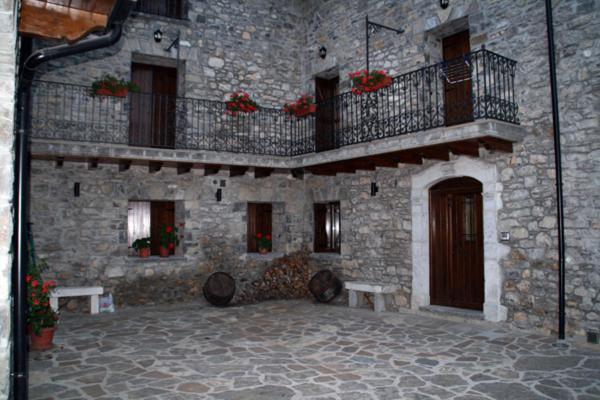 Hostal Rural Casa Parda Tramacastilla de Tena Bagian luar foto